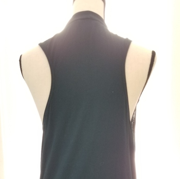Banana republic sleeveless top - Picture 2 of 5